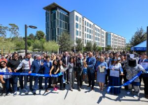 UCI opens Oso Tower, adding more than 400 new student beds to campus housing
